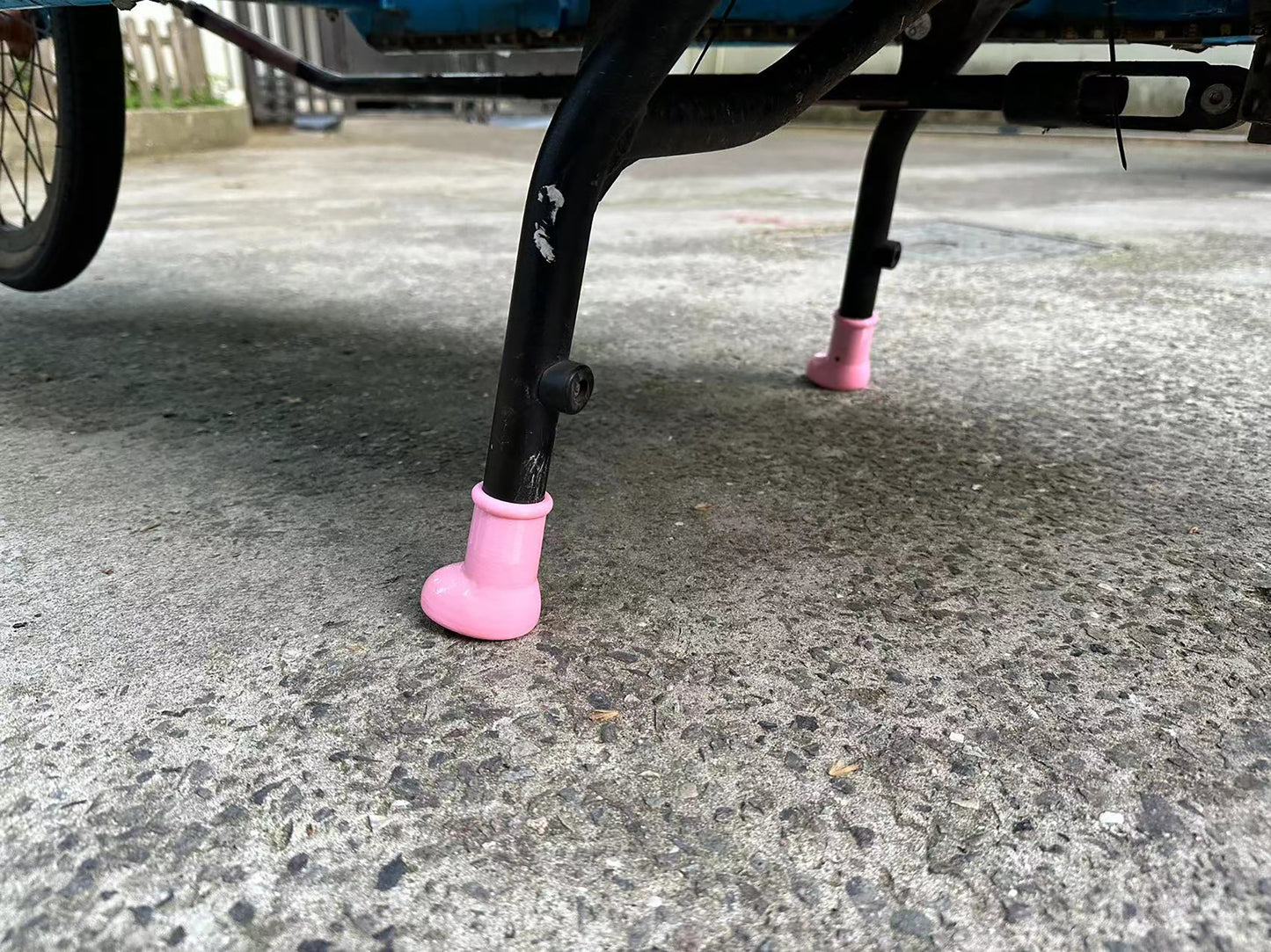 Little Boots for BULLITT Cargo