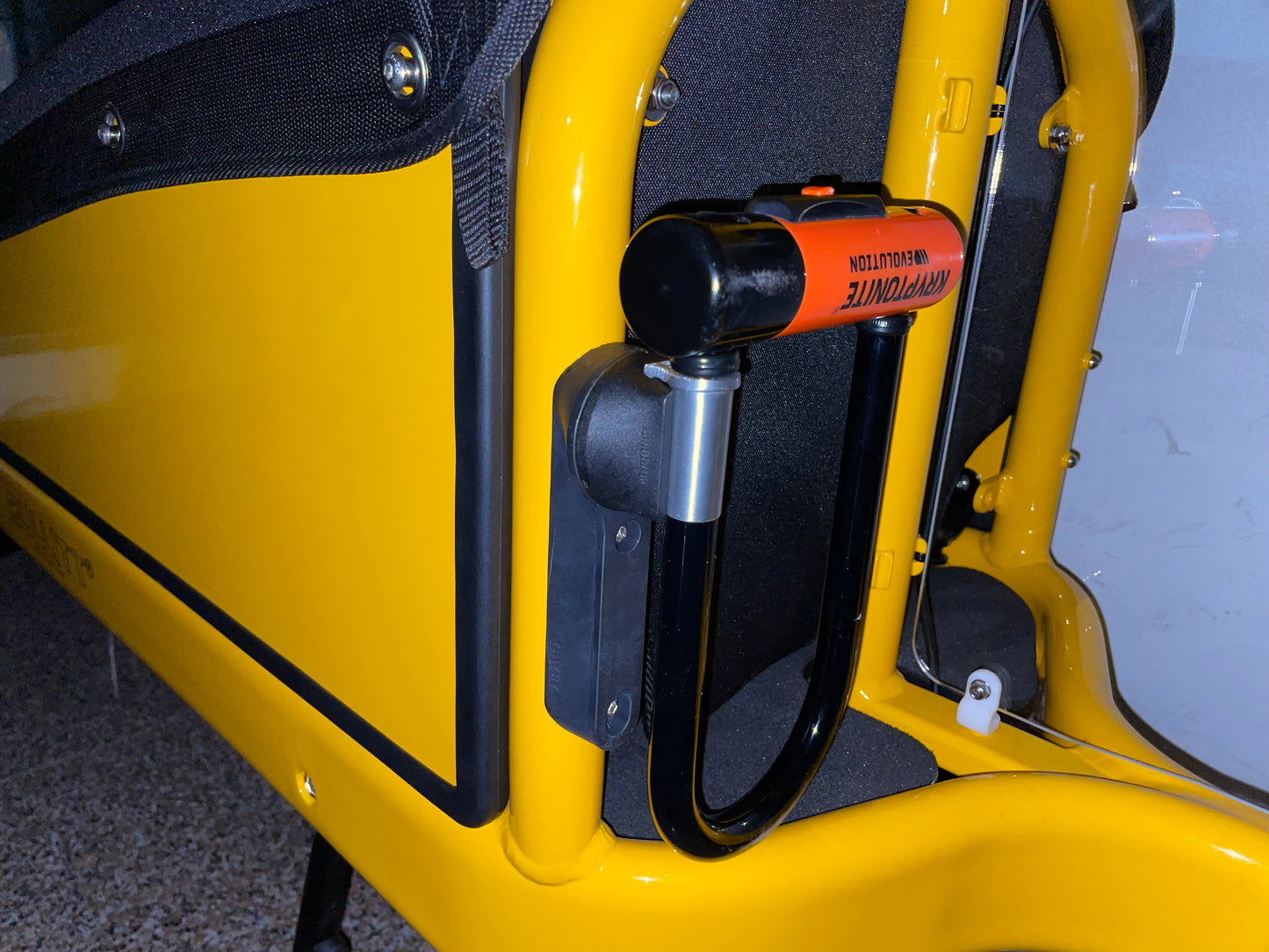 Lock base adapter for Kryptonite with Bullitt