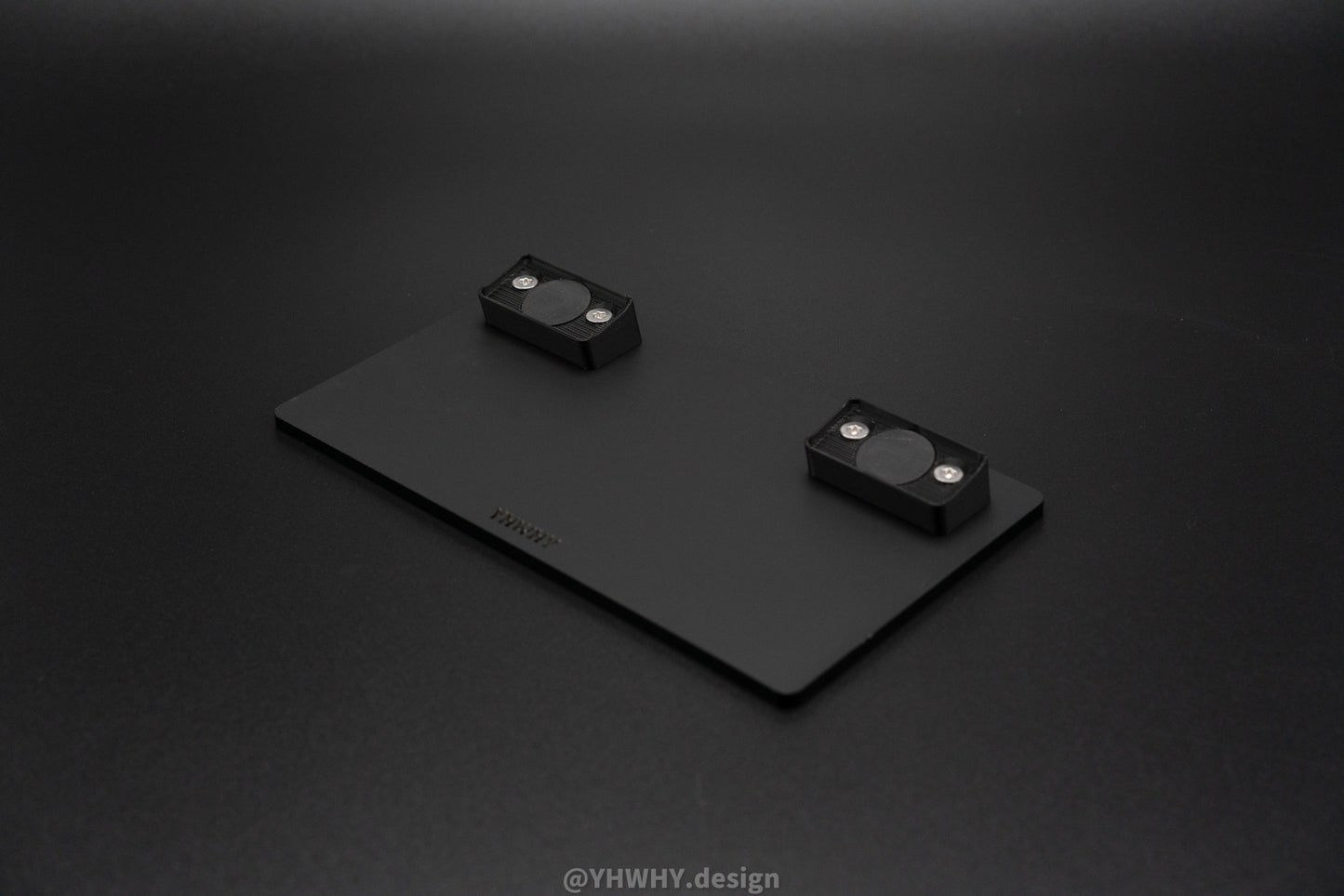 Dual Base for Pocket Operator with Clear Case