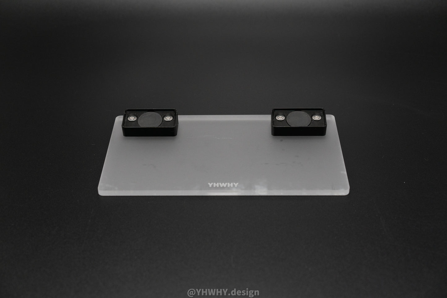 Dual Base for Pocket Operator with Clear Case