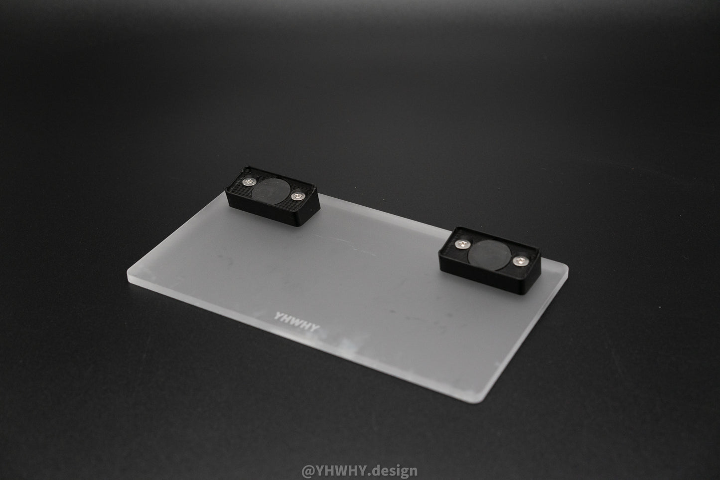 Dual Base for Pocket Operator with Clear Case